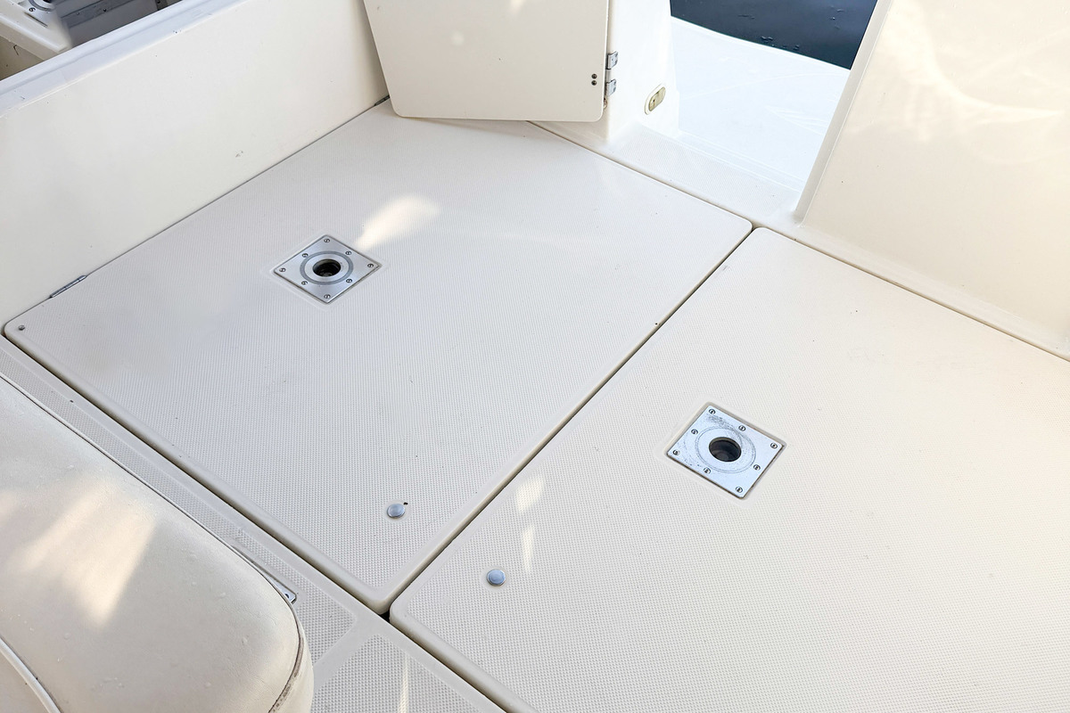 foto: 37 Maxum 3300 SCR