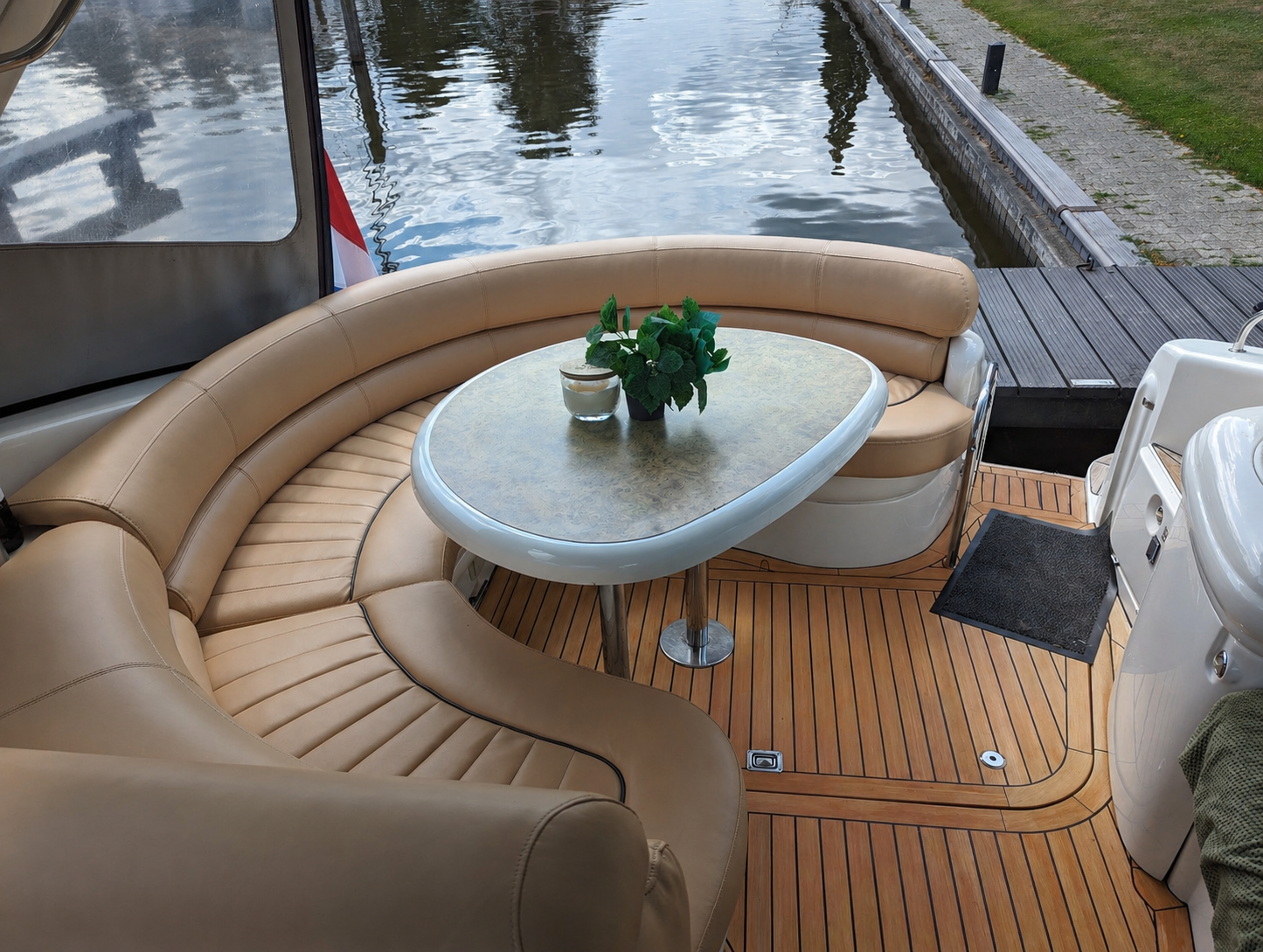 foto: 17 Sealine S 37