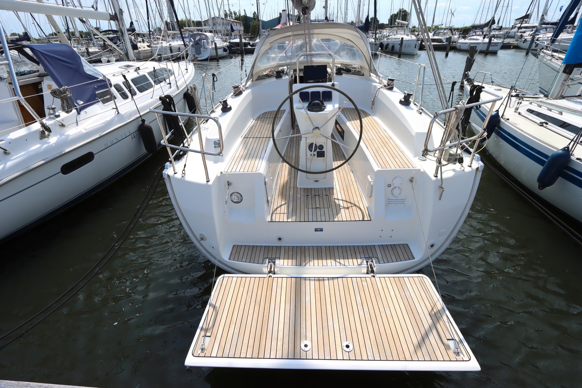 foto: 40 Bavaria 32 Cruiser