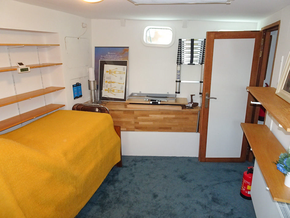 foto: 54 Varend Woonschip 31.28 met UBC