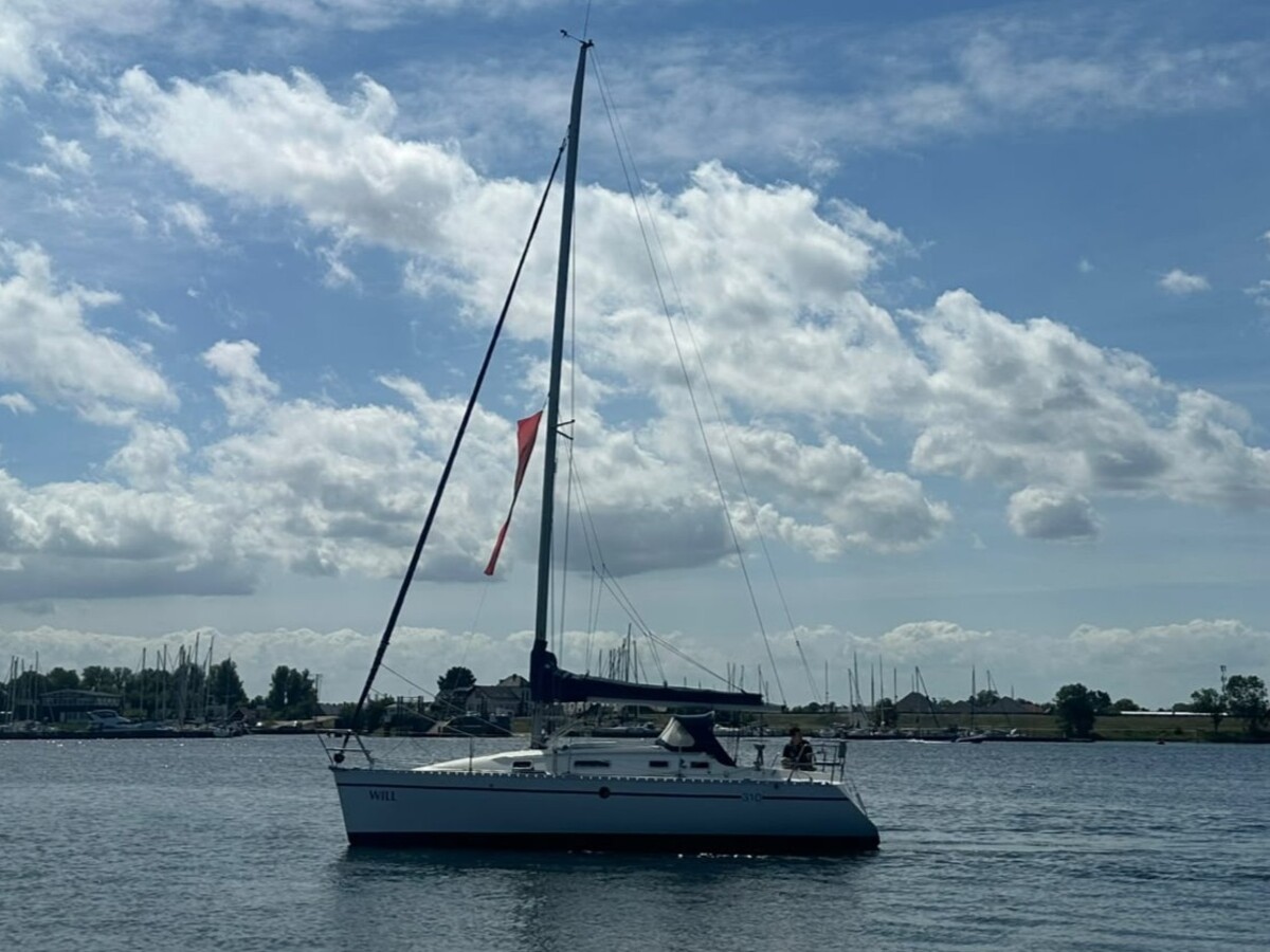 foto: 38 Beneteau First 310