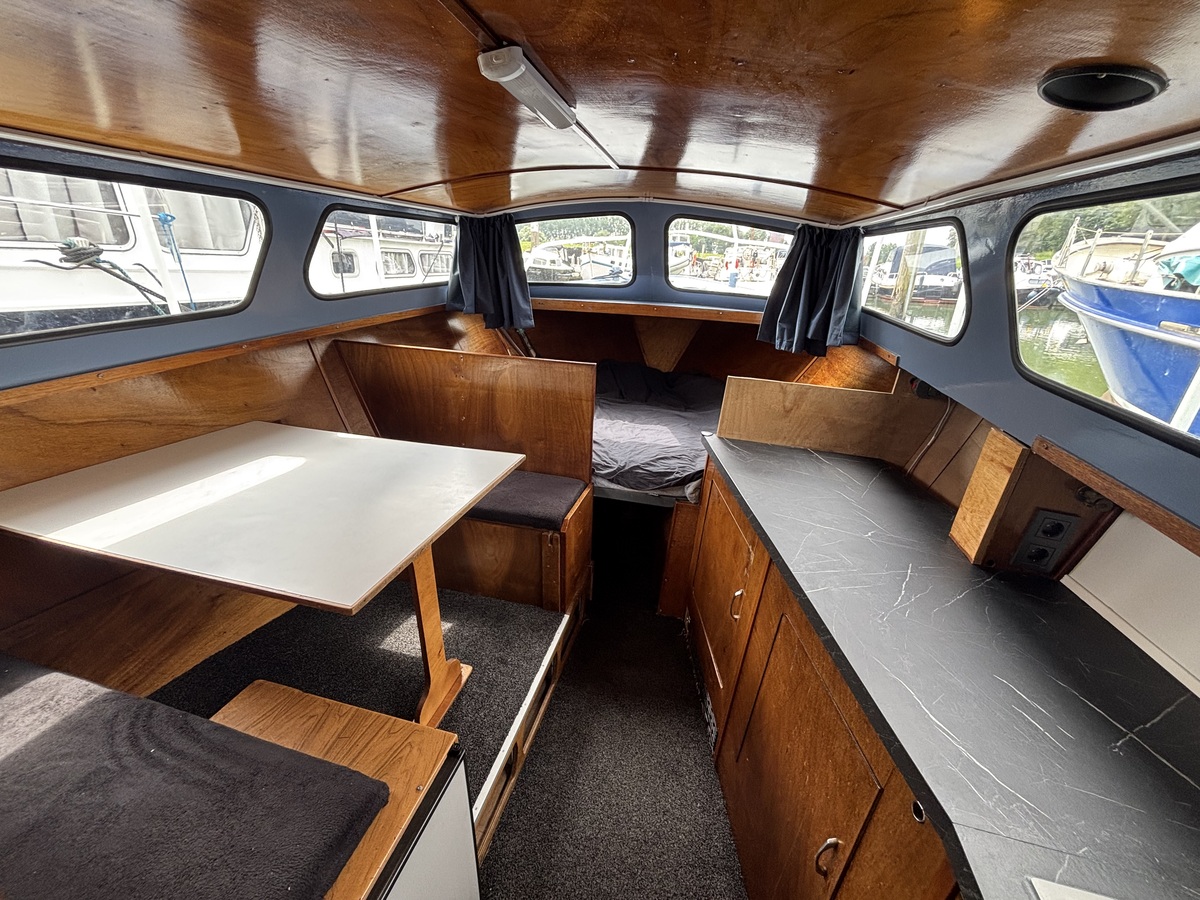 foto: 14 Ariadne kruiser 900 OK
