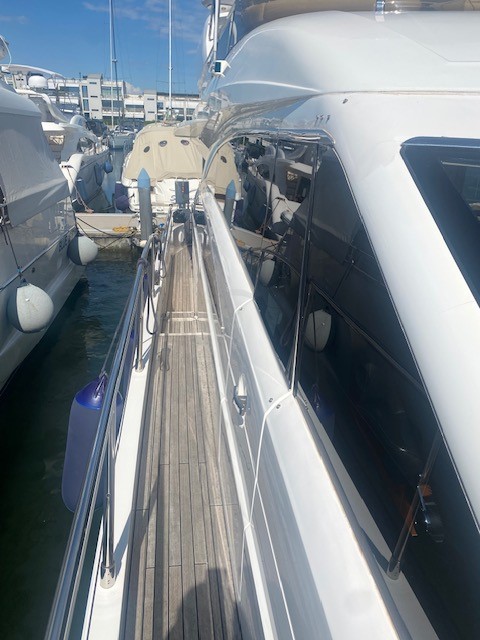 foto: 38 Princess 67 Fly