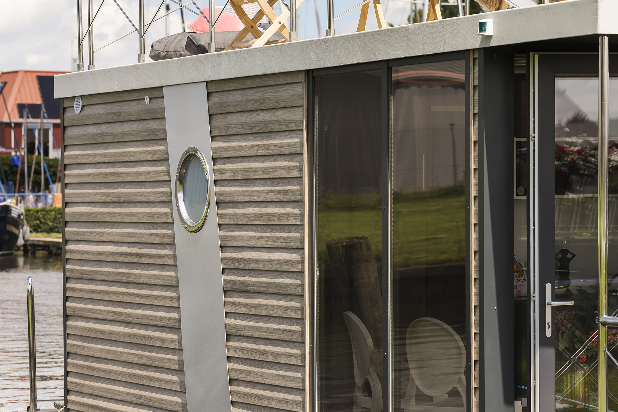 foto: 60 Campi 300 Houseboat