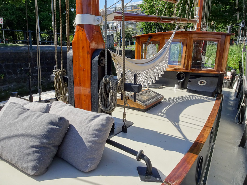 foto: 50 Kotter Varend Woonschip 14.95