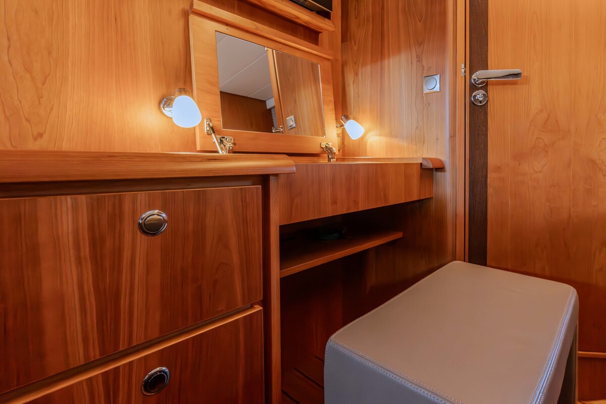 foto: 191 Linssen Grand Sturdy 590 AC Wheelhouse L-Class