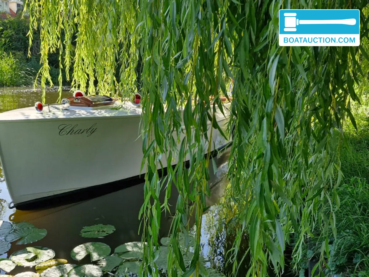 foto: 19 Klassieke Autoboot