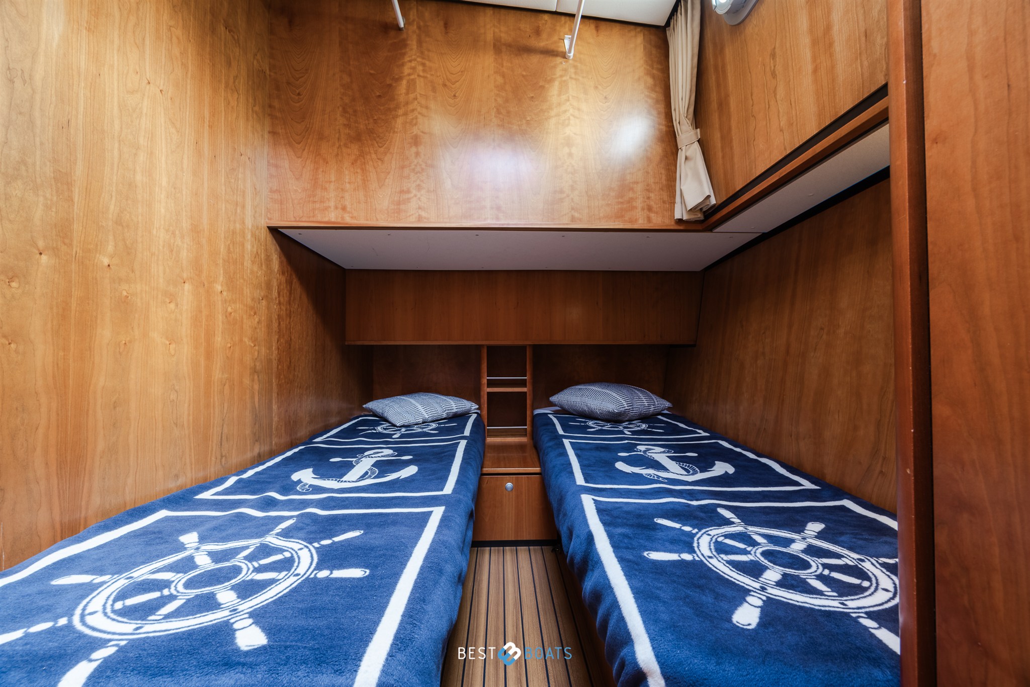 foto: 125 Linssen Grand Sturdy 45.9 AC Twin