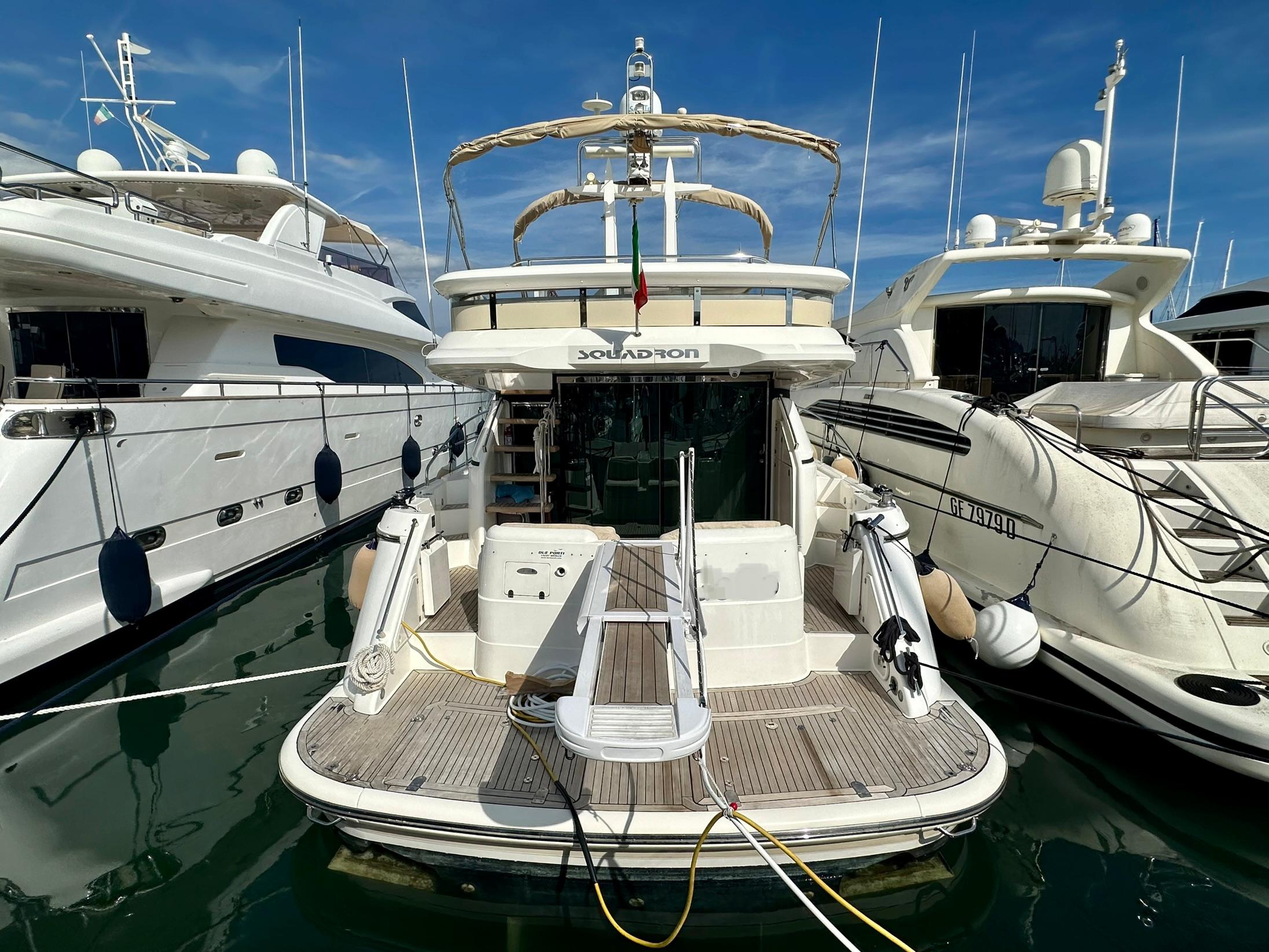 foto: 38 Fairline  Squadron 58