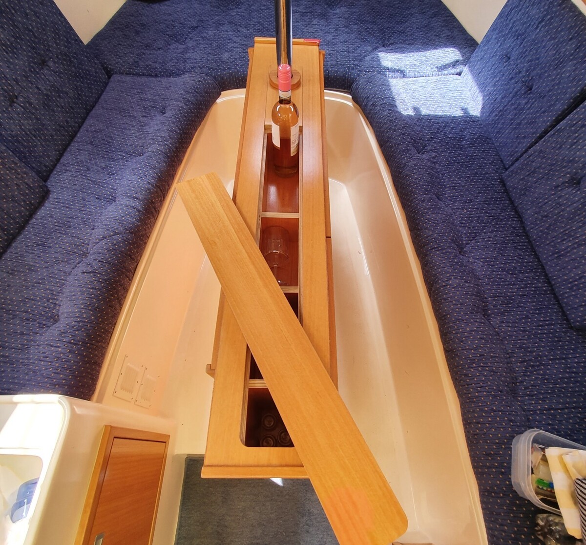 foto: 22 Odin  Nova 820