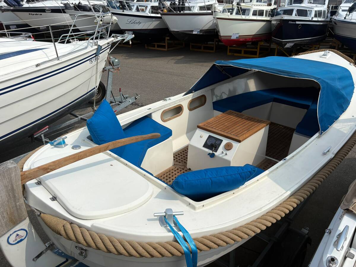 foto: 9 Albatros 21