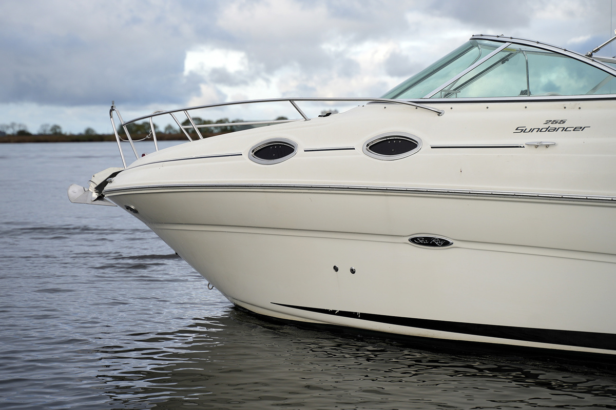 foto: 60 Sea Ray 255 Sundancer