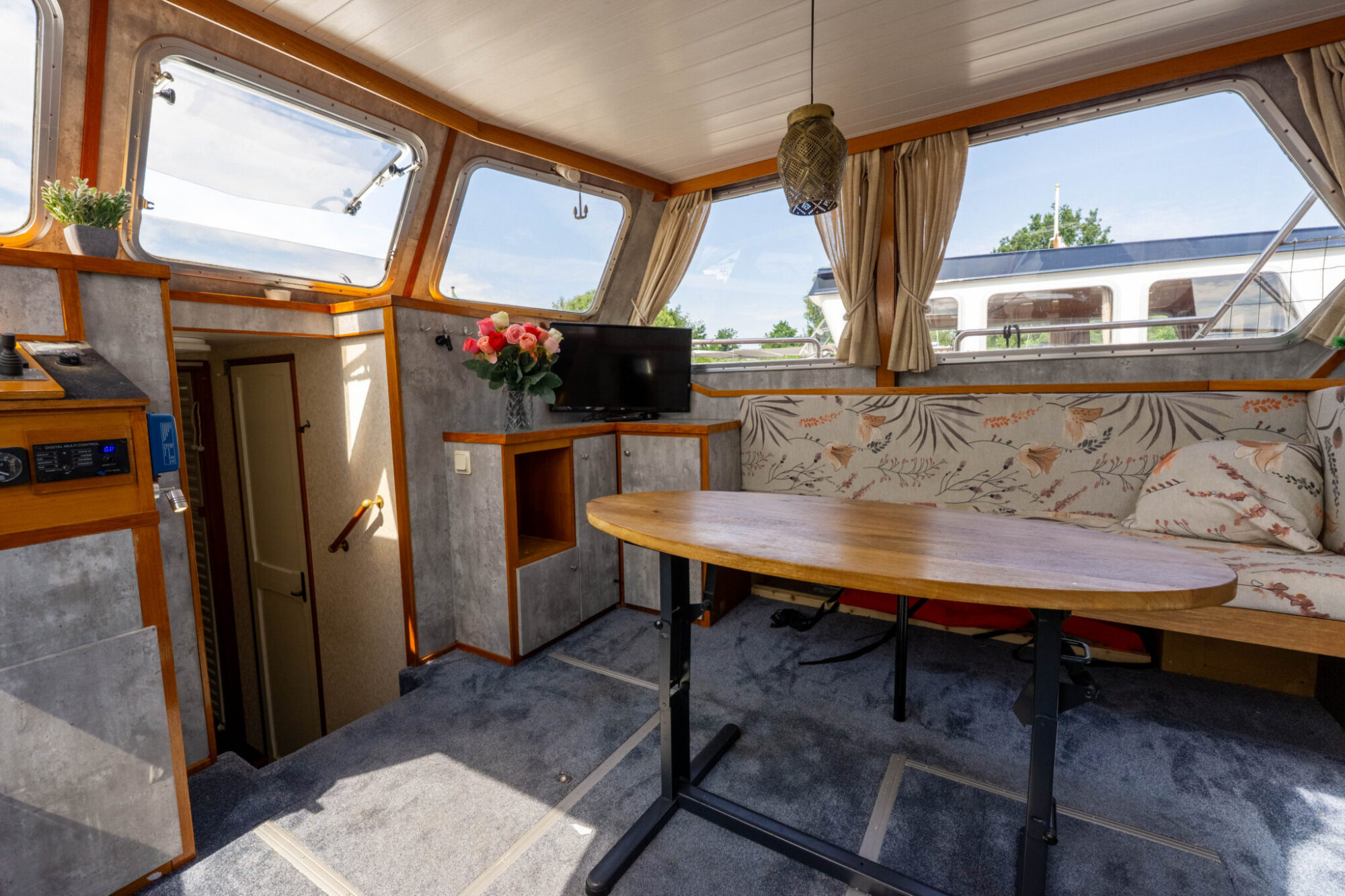 foto: 37 Monty Bank Monty Bank Kotter 38 AK Cabrio