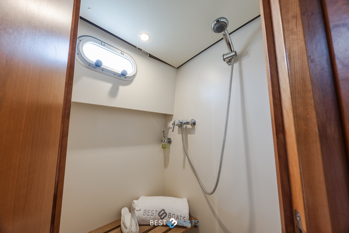 foto: 46 Linssen Grand Sturdy 34.9 AC