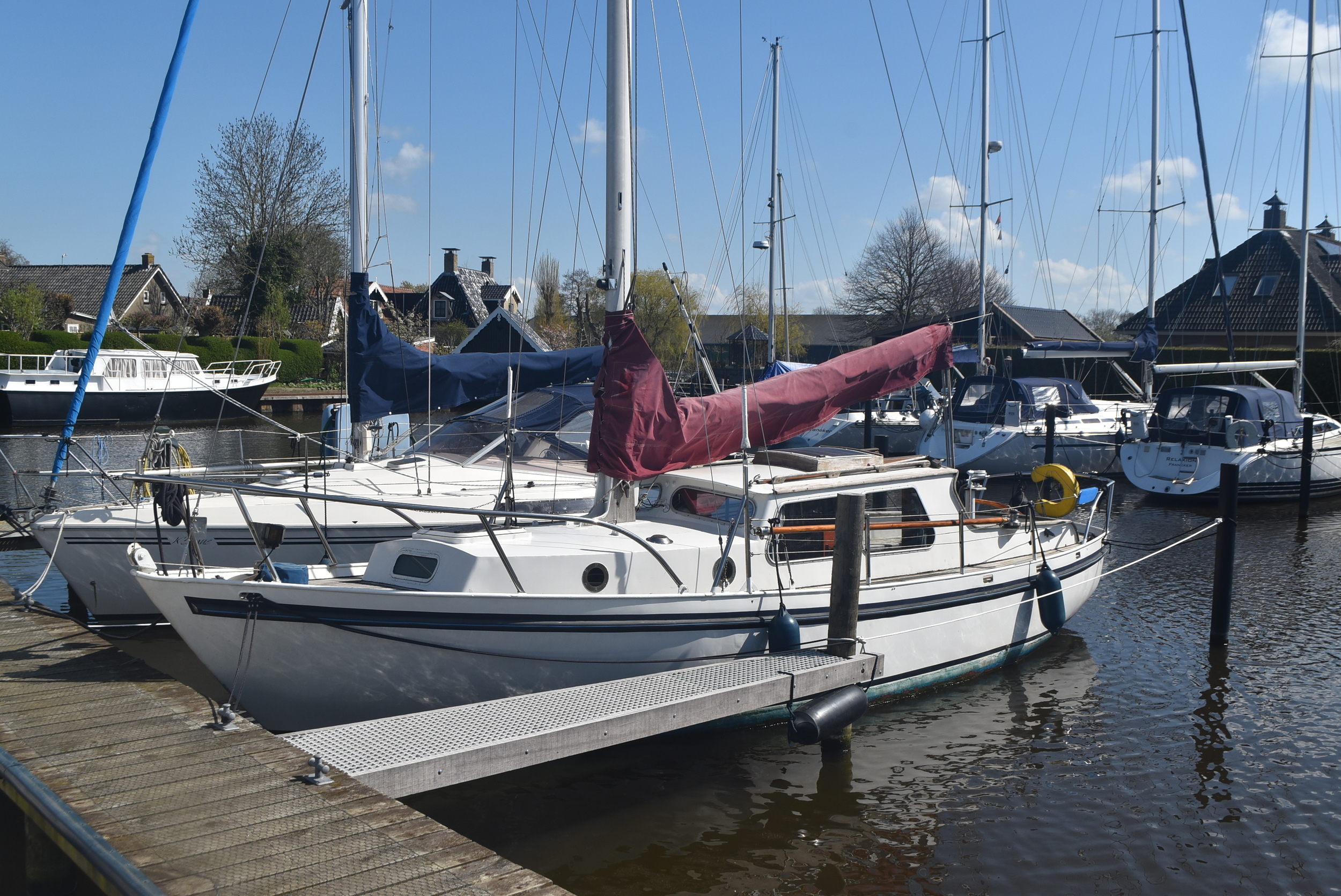 foto: 37 Volkerak 32 Motorsailer