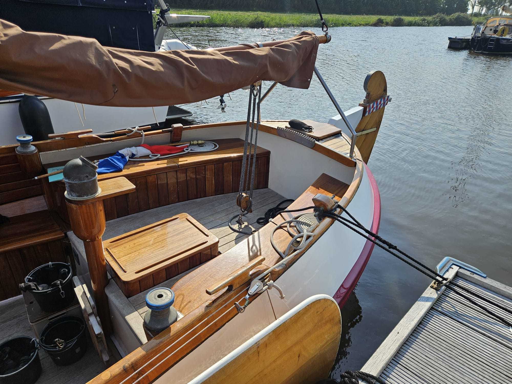 foto: 66 Gipon Schokker Visserman 10.50