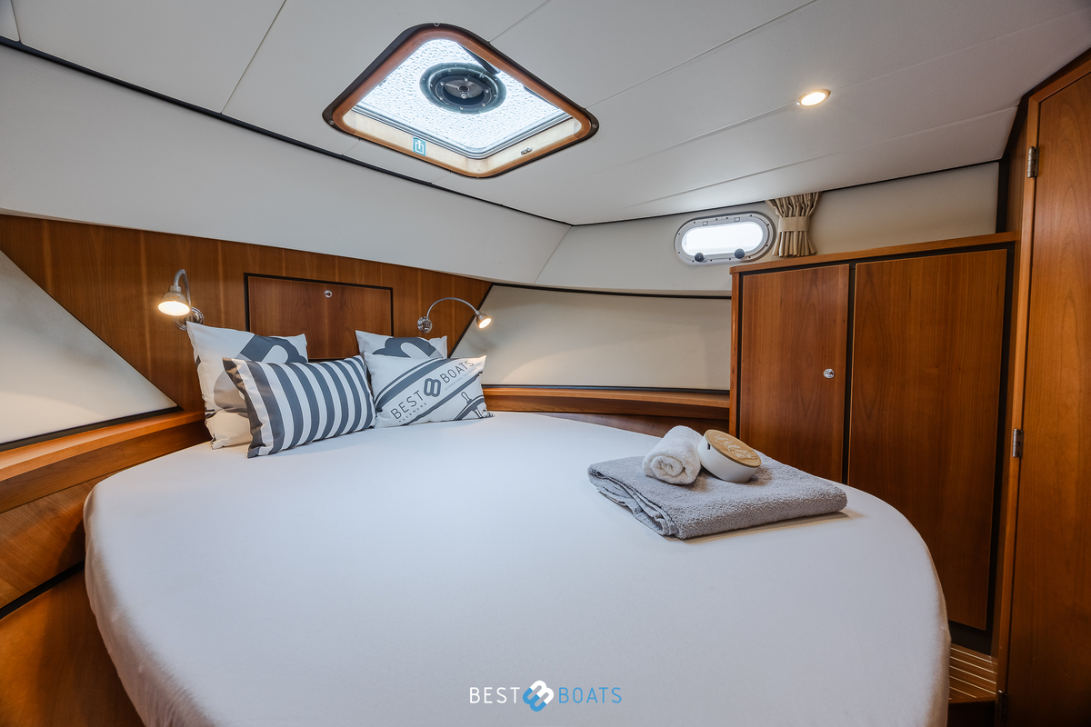foto: 43 Linssen Grand Sturdy 34.9 AC
