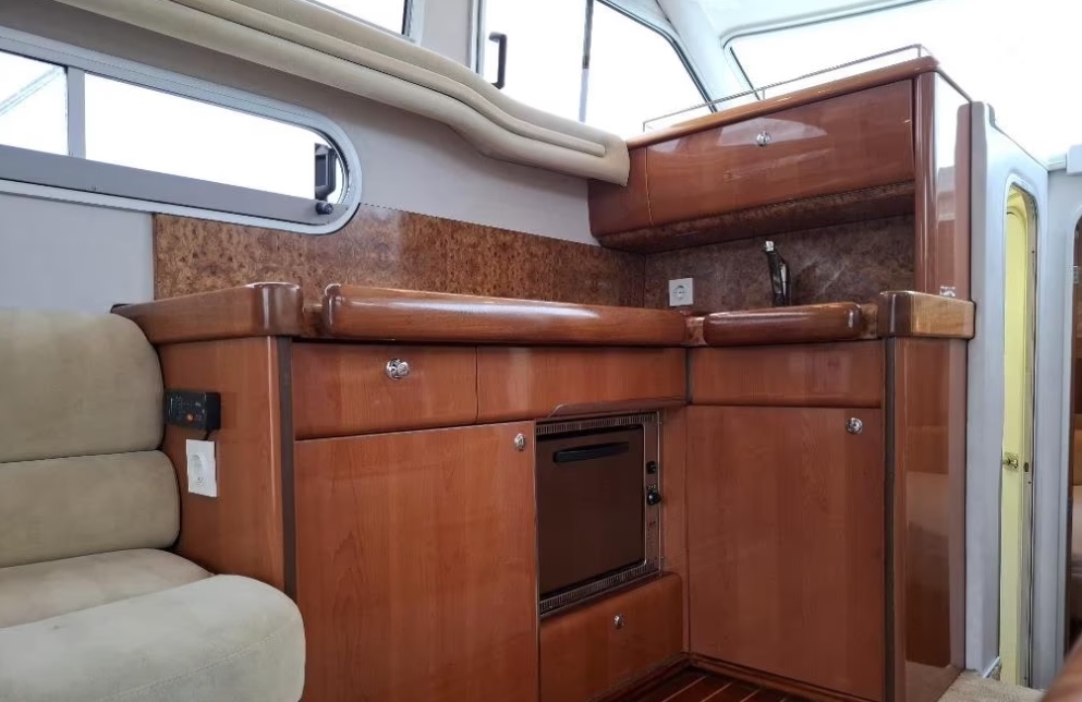 foto: 10 Sealine F33 330 Statesman l Flybridge