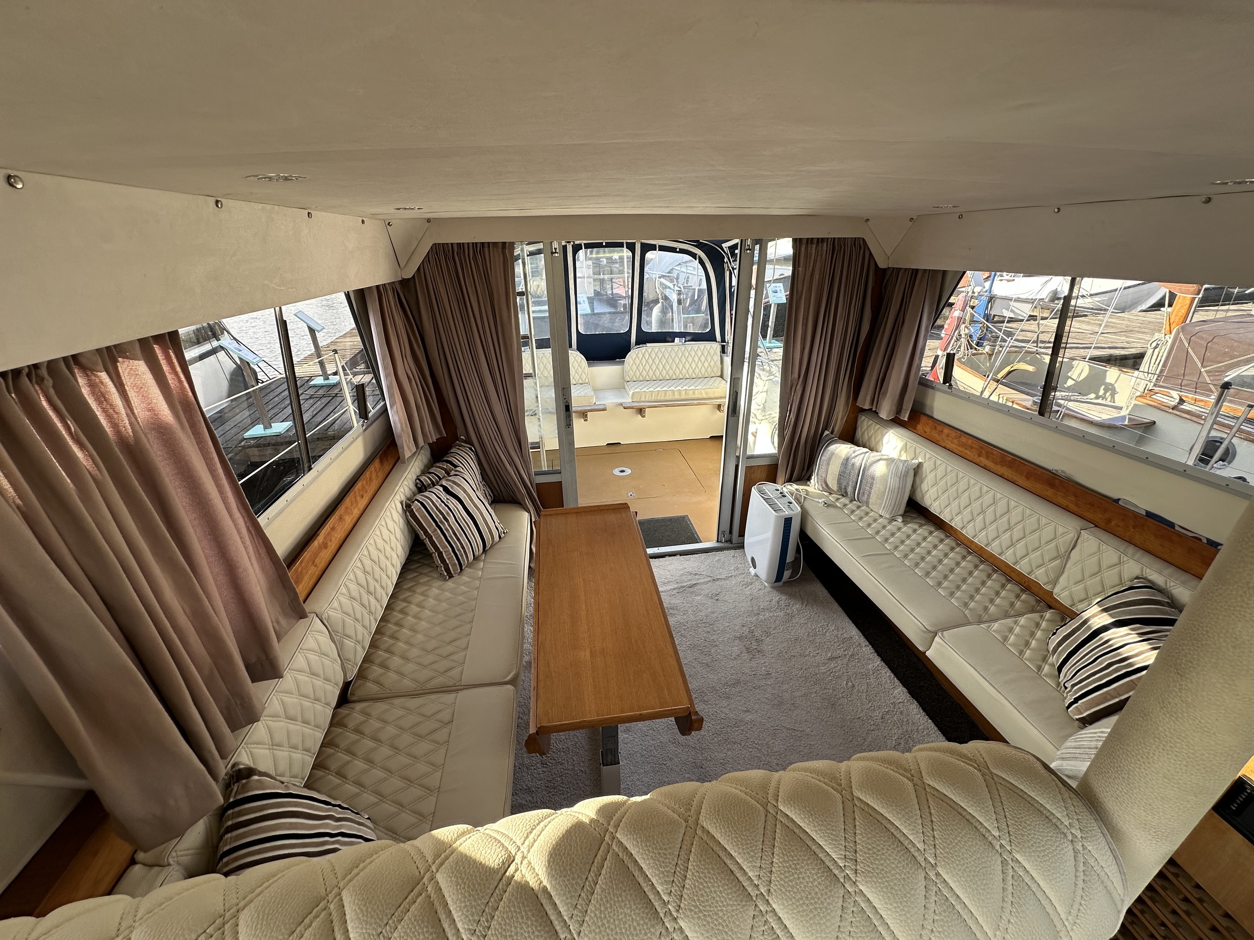 foto: 32 Princess 38 Flybridge