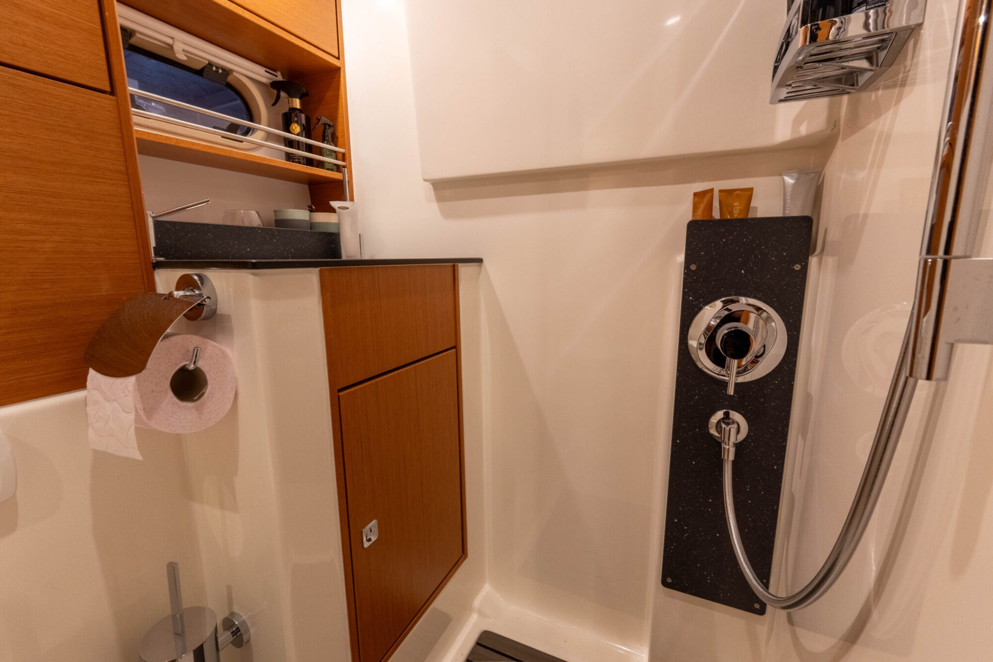 foto: 48 Bavaria Bavaria 32 Sport