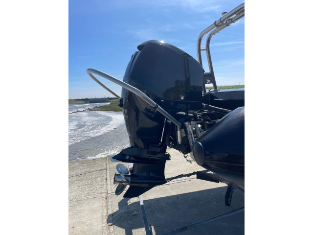 foto: 22 Roughneck  808 Powerlift