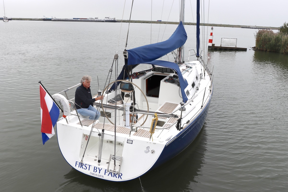 foto: 76 Beneteau  First 36.7 Performance uitvoering