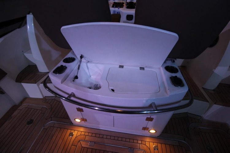 foto: 62 Sunseeker Sportfisher 37