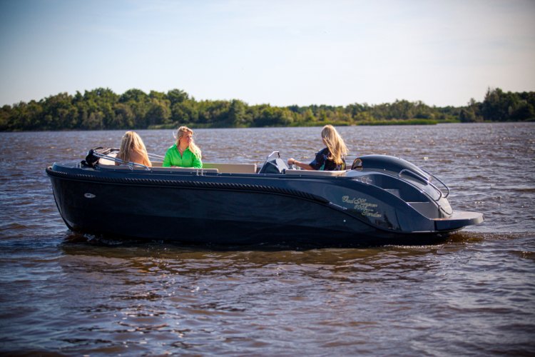 foto: 11 Oud Huijzer 600 Tender al 24 JAAR KWALITIEIT !!