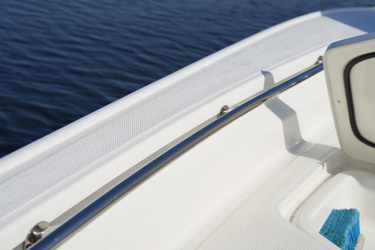foto: 61 Boston Whaler 210 Montauk