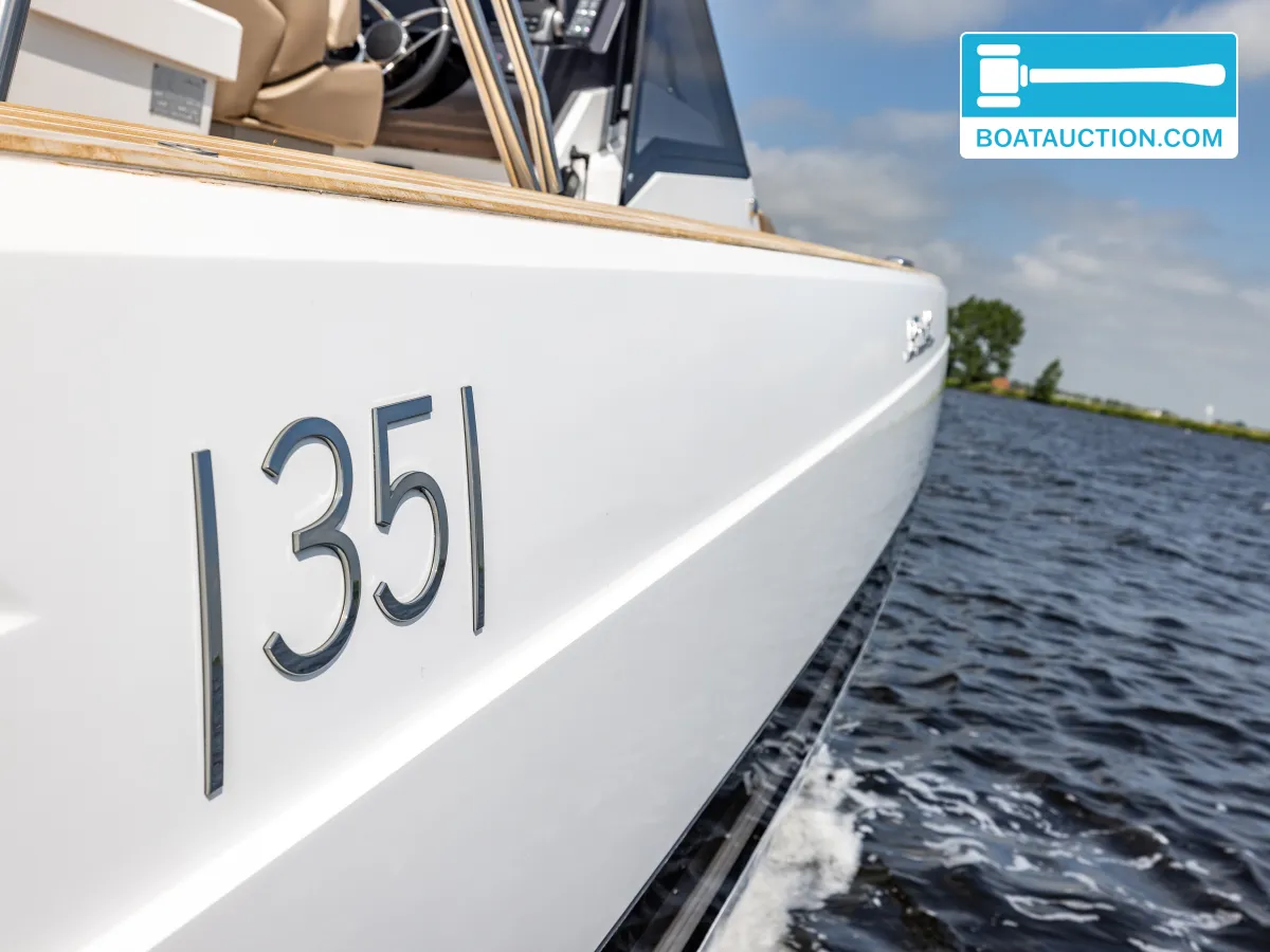 foto: 180 Fiart Seawalker 35