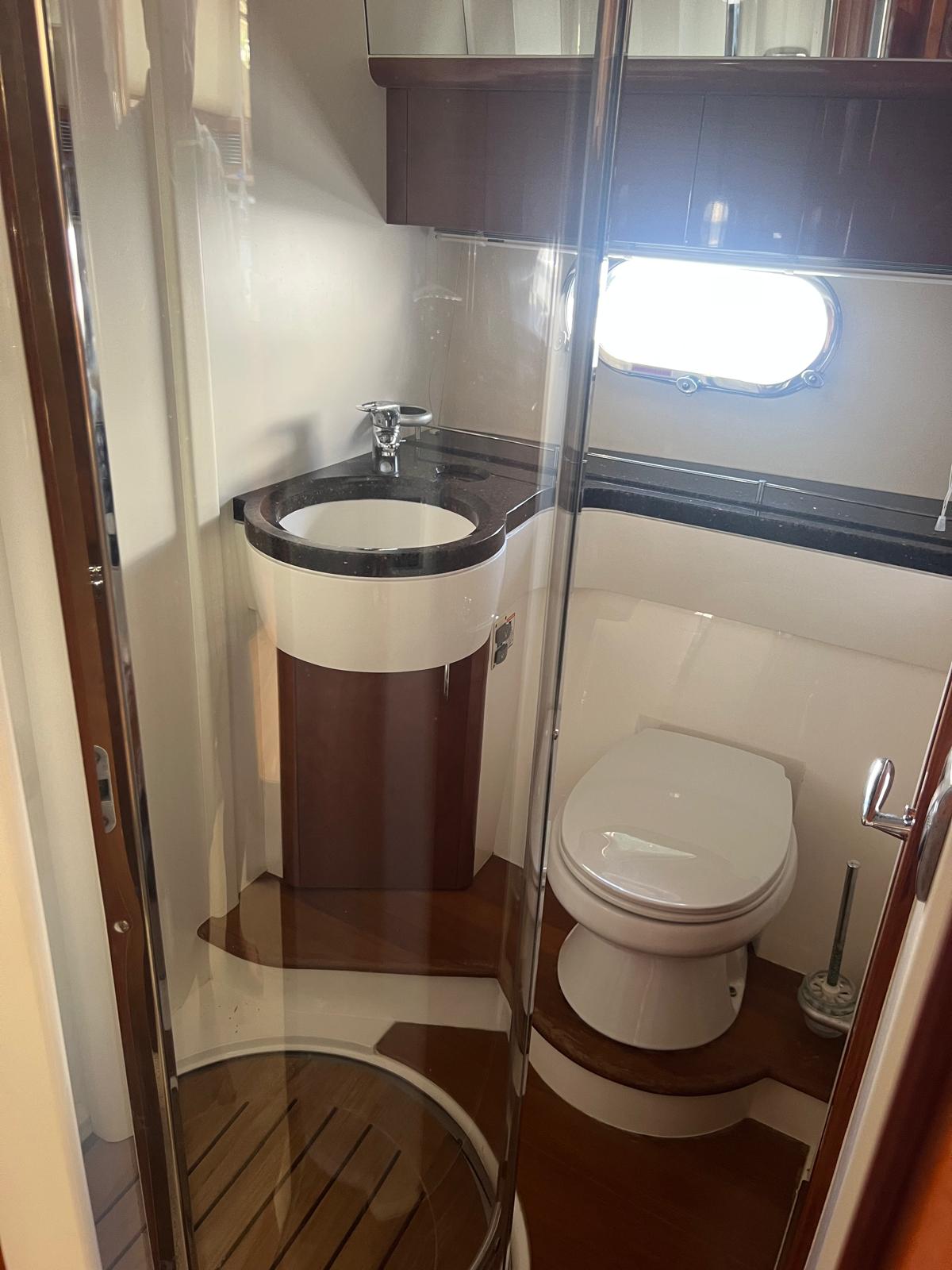 foto: 31 Princess  42 Fly