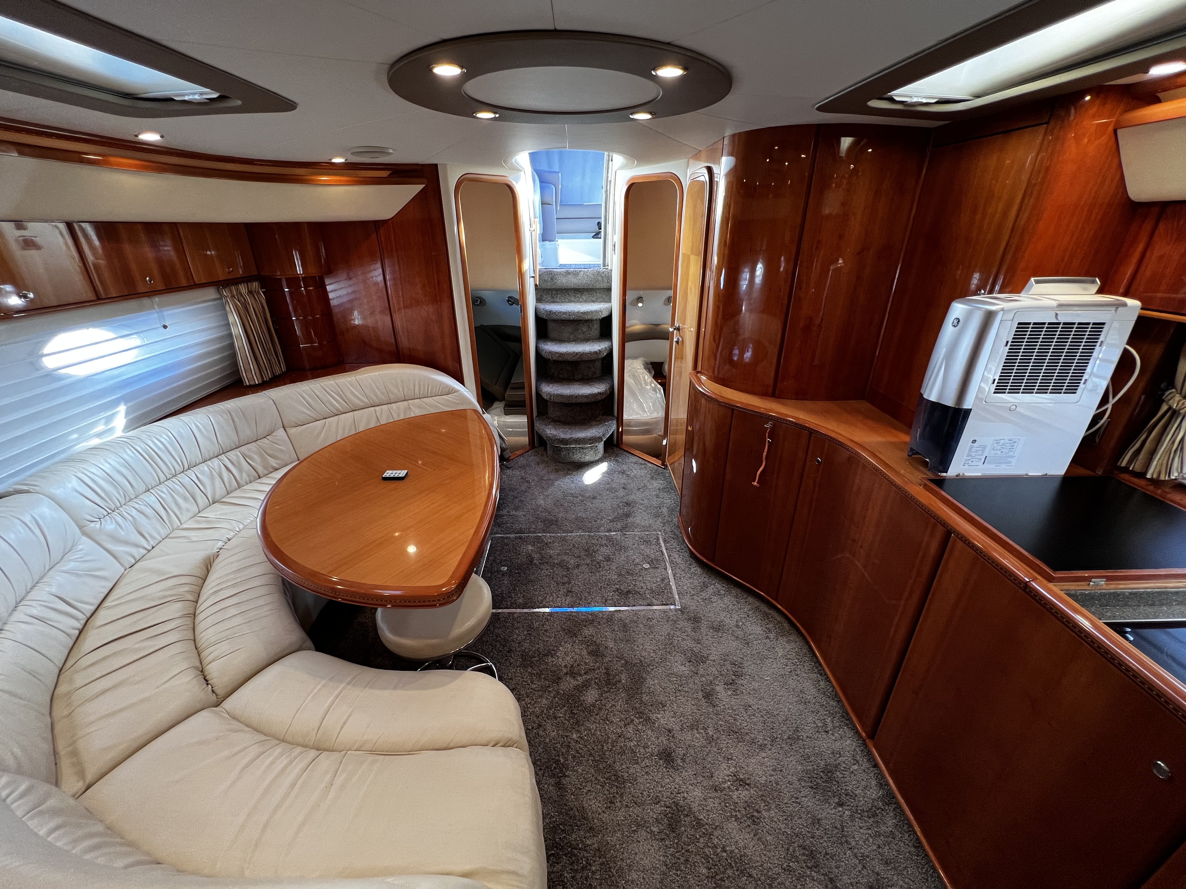 foto: 12 Princess V55