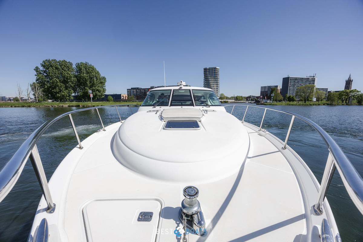 foto: 52 Tiara 4300 Sovran
