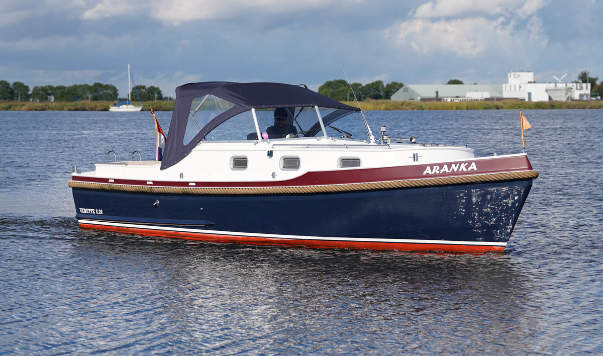 foto: 45 Vedette 8.20 V/OK