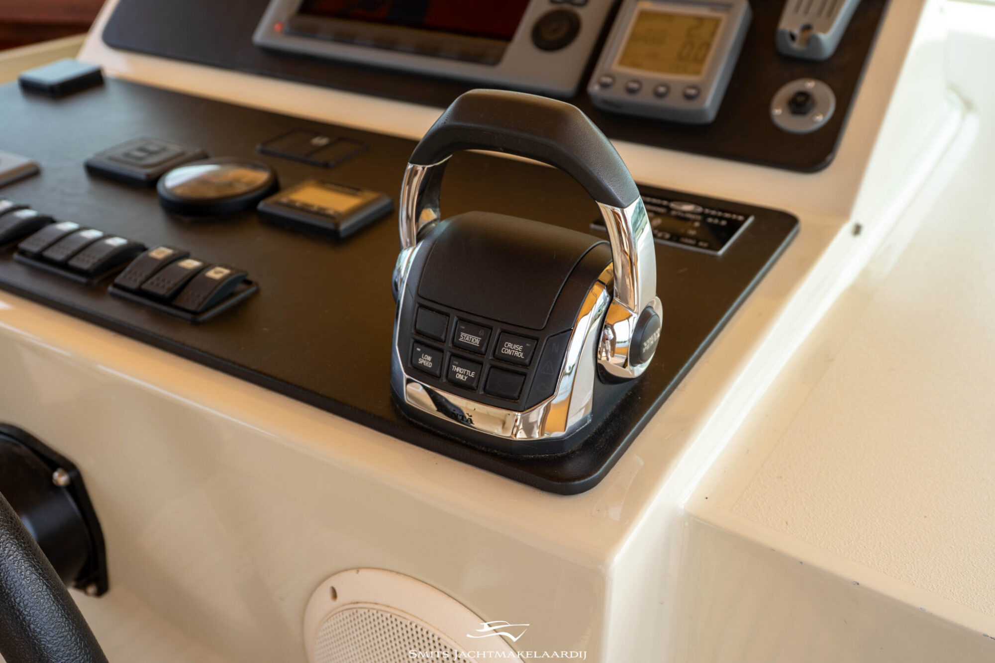 foto: 102 Linssen Linssen Grand Sturdy 43.9 AC
