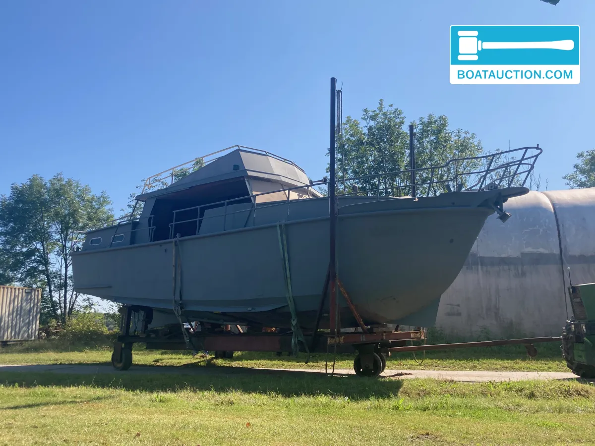 foto: 9 Bateau de patrouille 1200