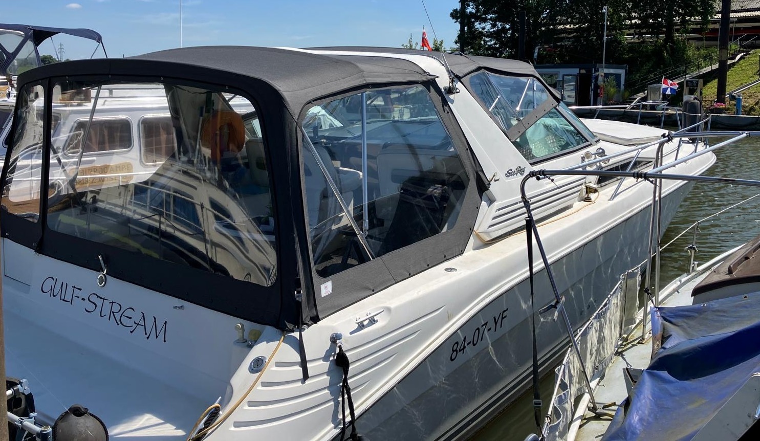 foto: 73 Sea Ray Sea Ray 400 Express Cruiser