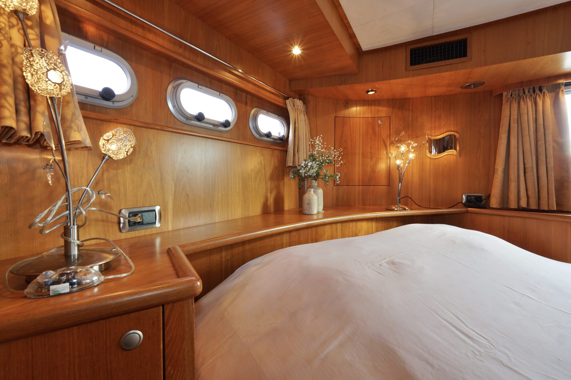 foto: 101 Van den Hoven Van den Hoven Exclusive 18.00 VS