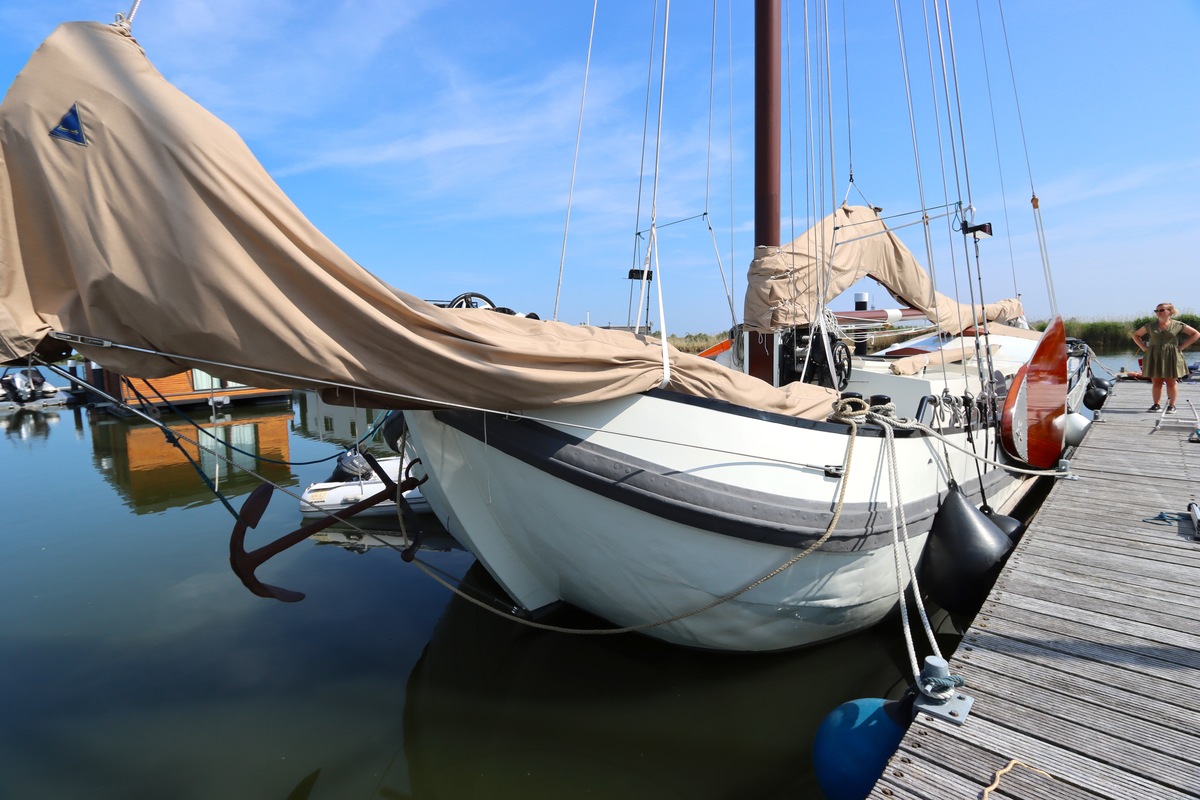 foto: 38 Tjalk Woonboot 