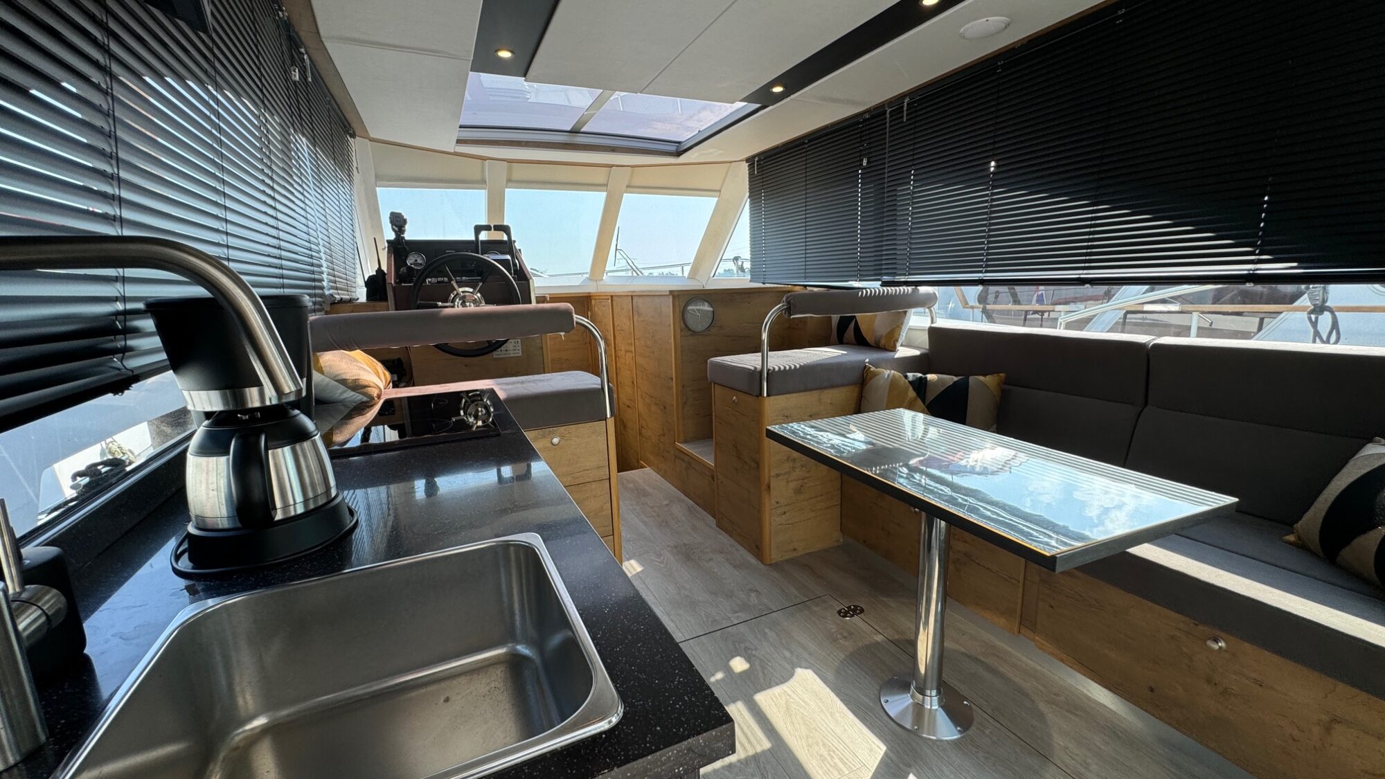 foto: 38 Concordia Concordia 110 Sedan Paviljoen