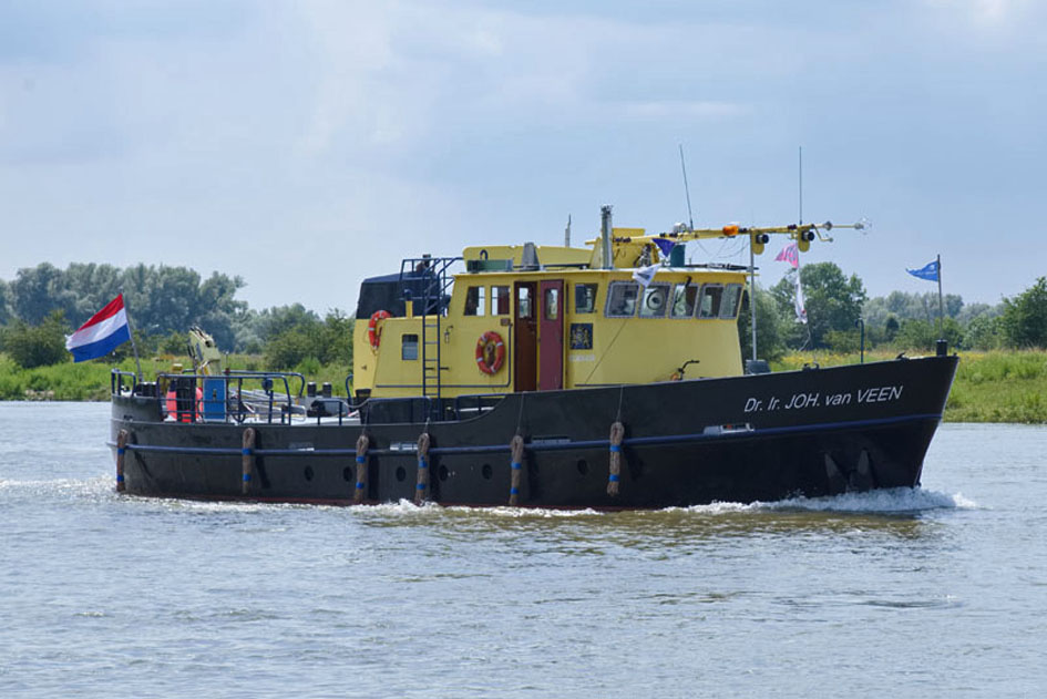 foto: 140 ex Rijkswaterstaat / Varend Woonschip 23.23, CBB Rijn