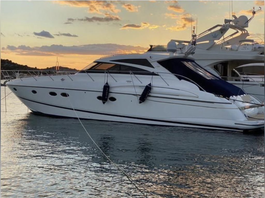 foto: 19 Princess V 58 HT