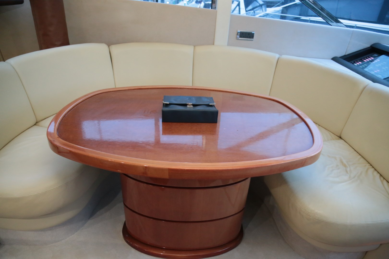 foto: 22 Fairline  Squadron 58