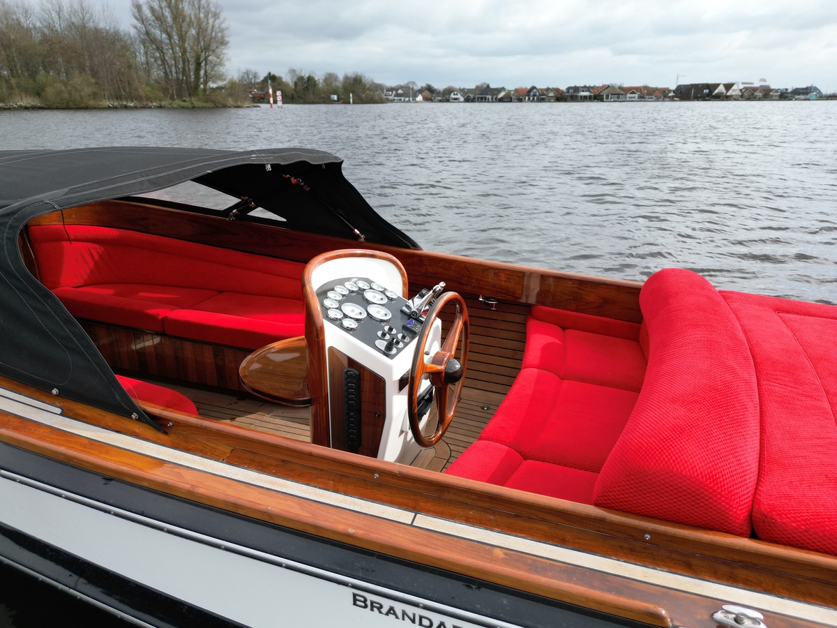 foto: 22 Brandaris  Barkas 850