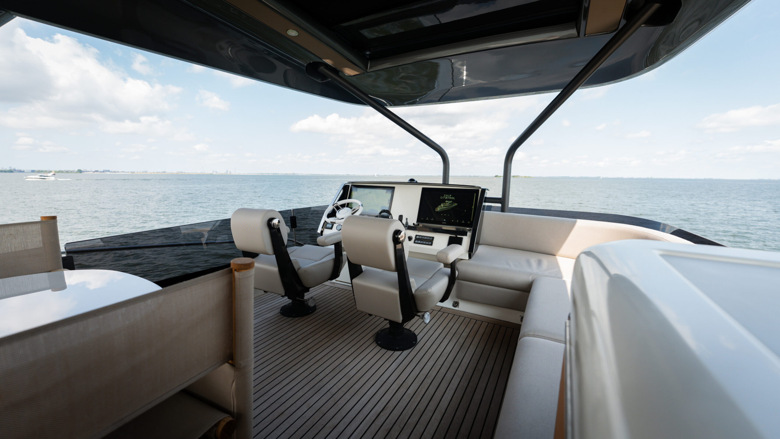 foto: 159 Prestige X70