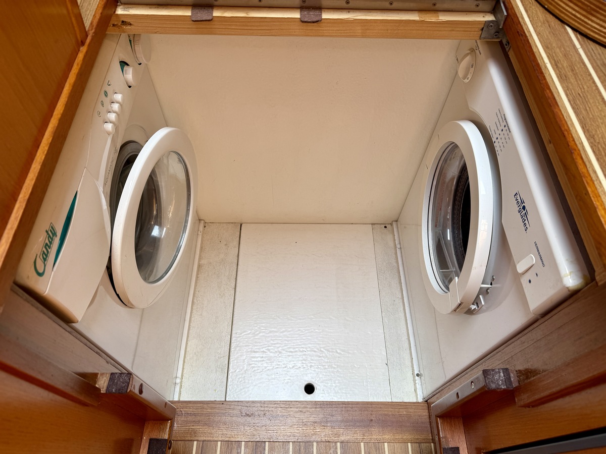 foto: 57 Excellent 1000 Hybride Patrol