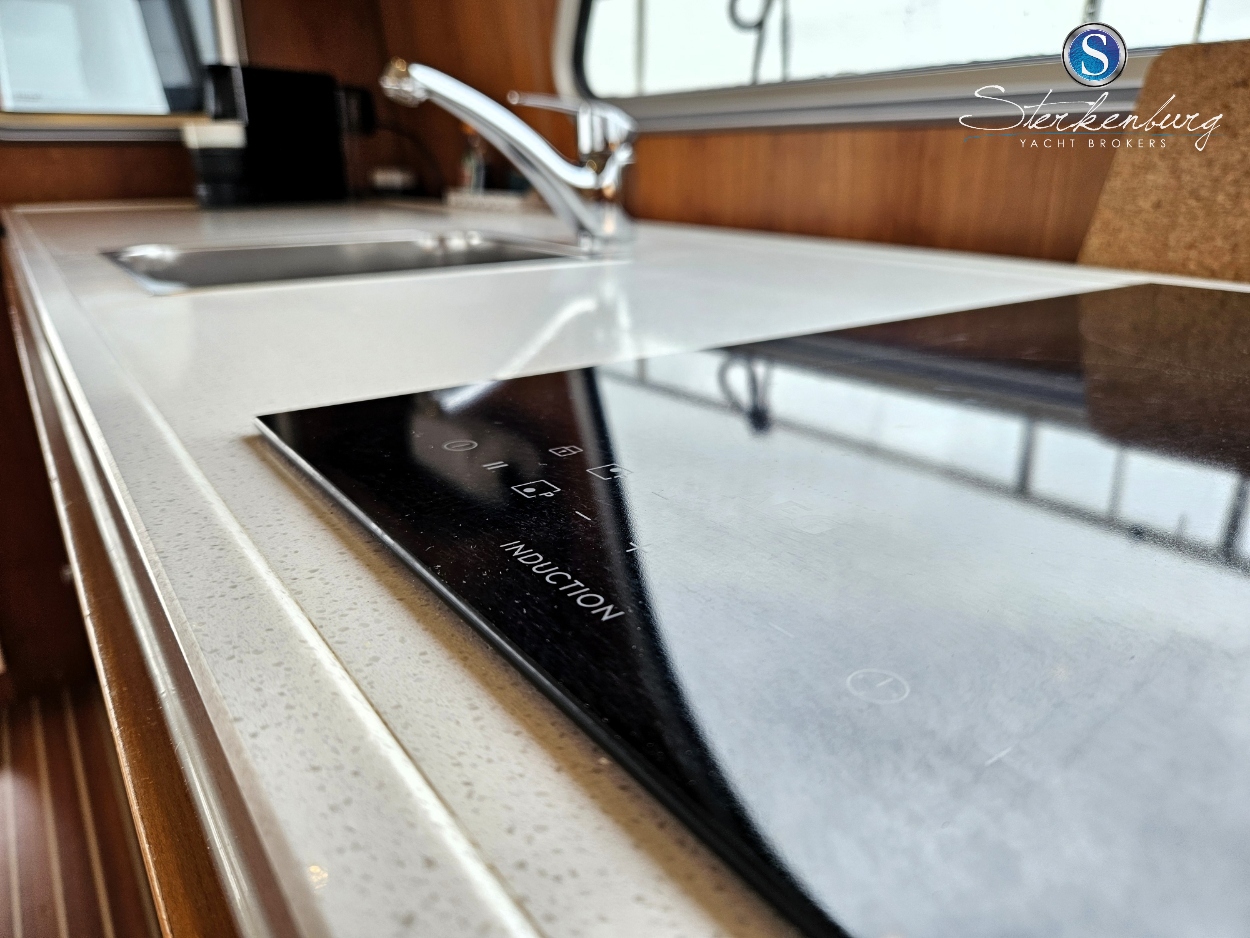 foto: 40 Linssen Grand Sturdy 40.9 Sedan Twin