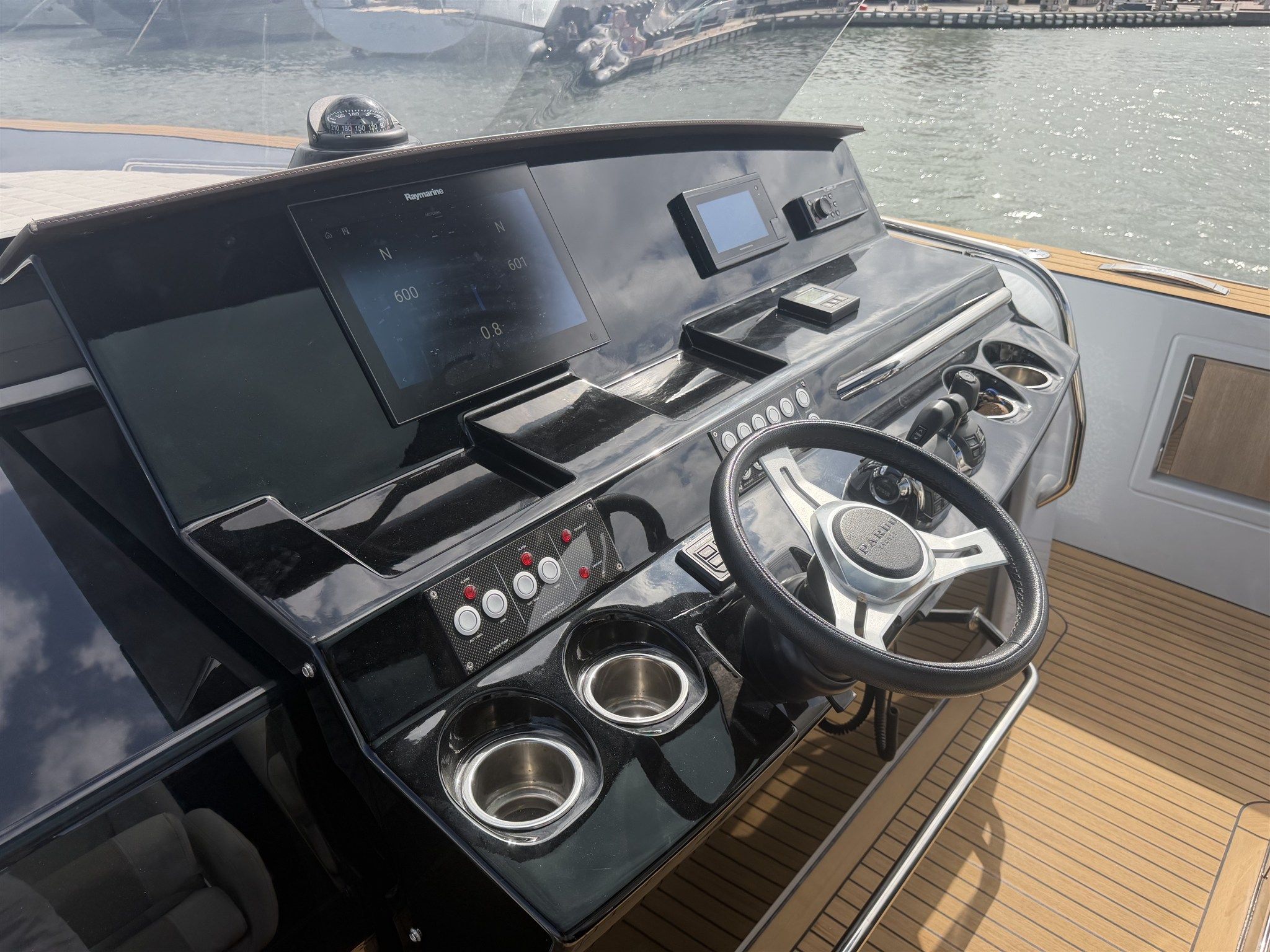 foto: 37 Pardo Yachts 43