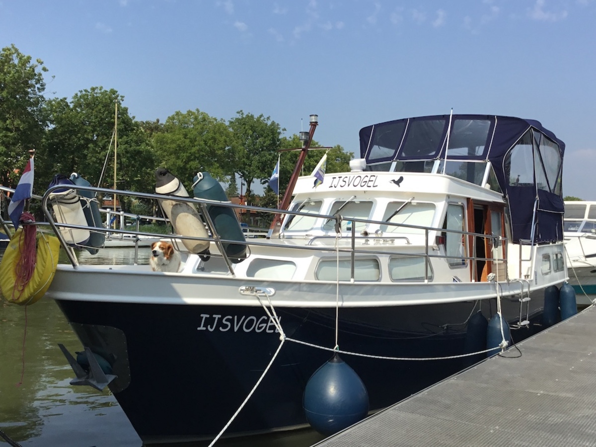 foto: 24 Hollandia 1000 S