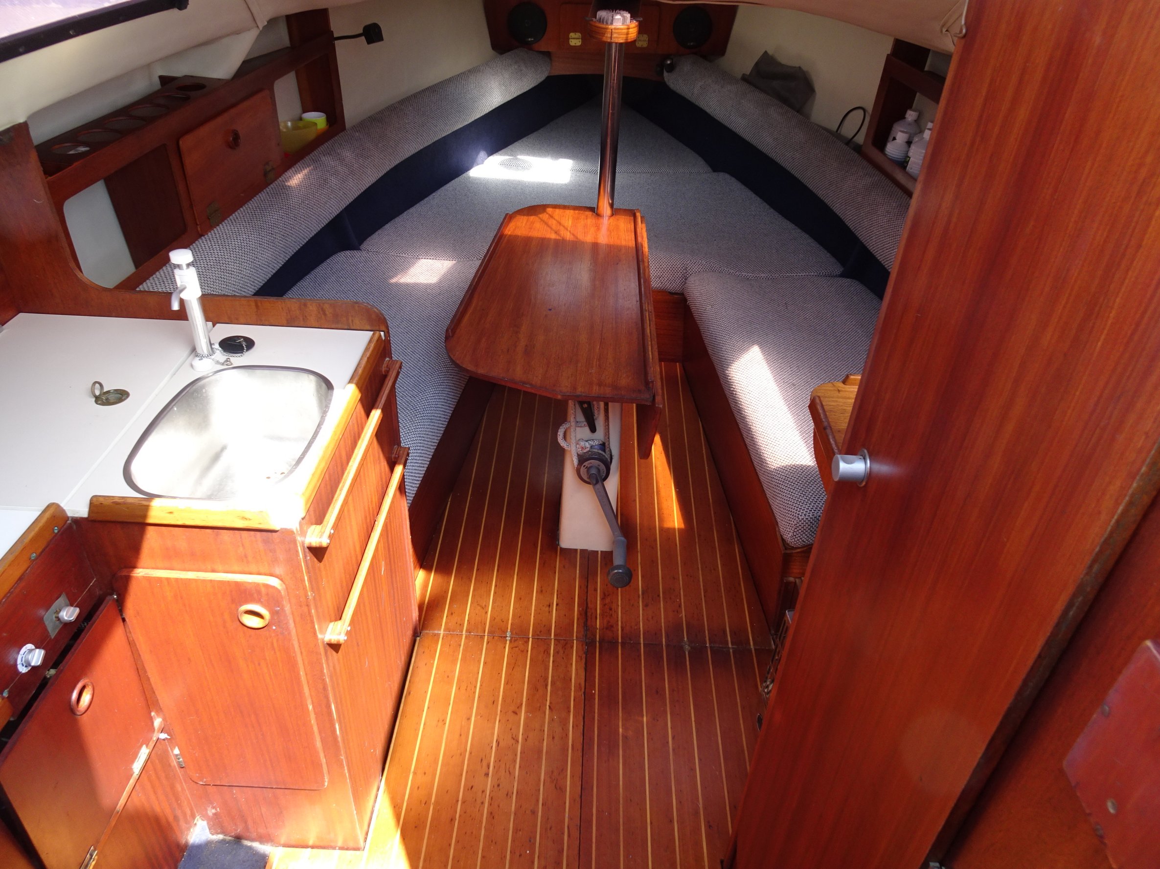 foto: 9 Jeanneau Tonic 23